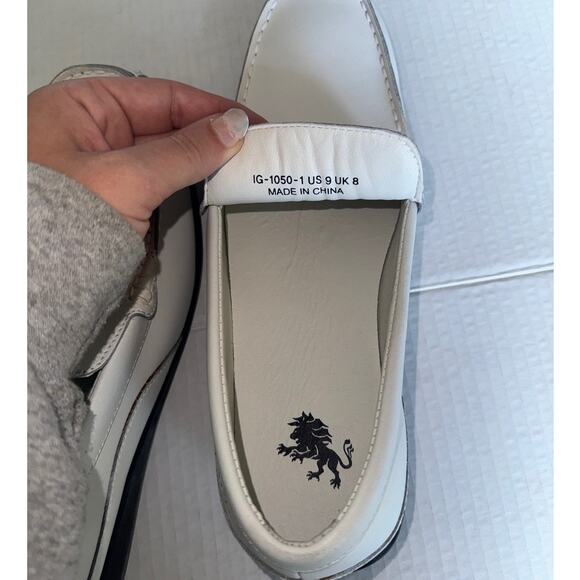 VLADO FOOTWEAR ELITE Men's Size-9 IG-1050-1; White - Picture 5 of 5